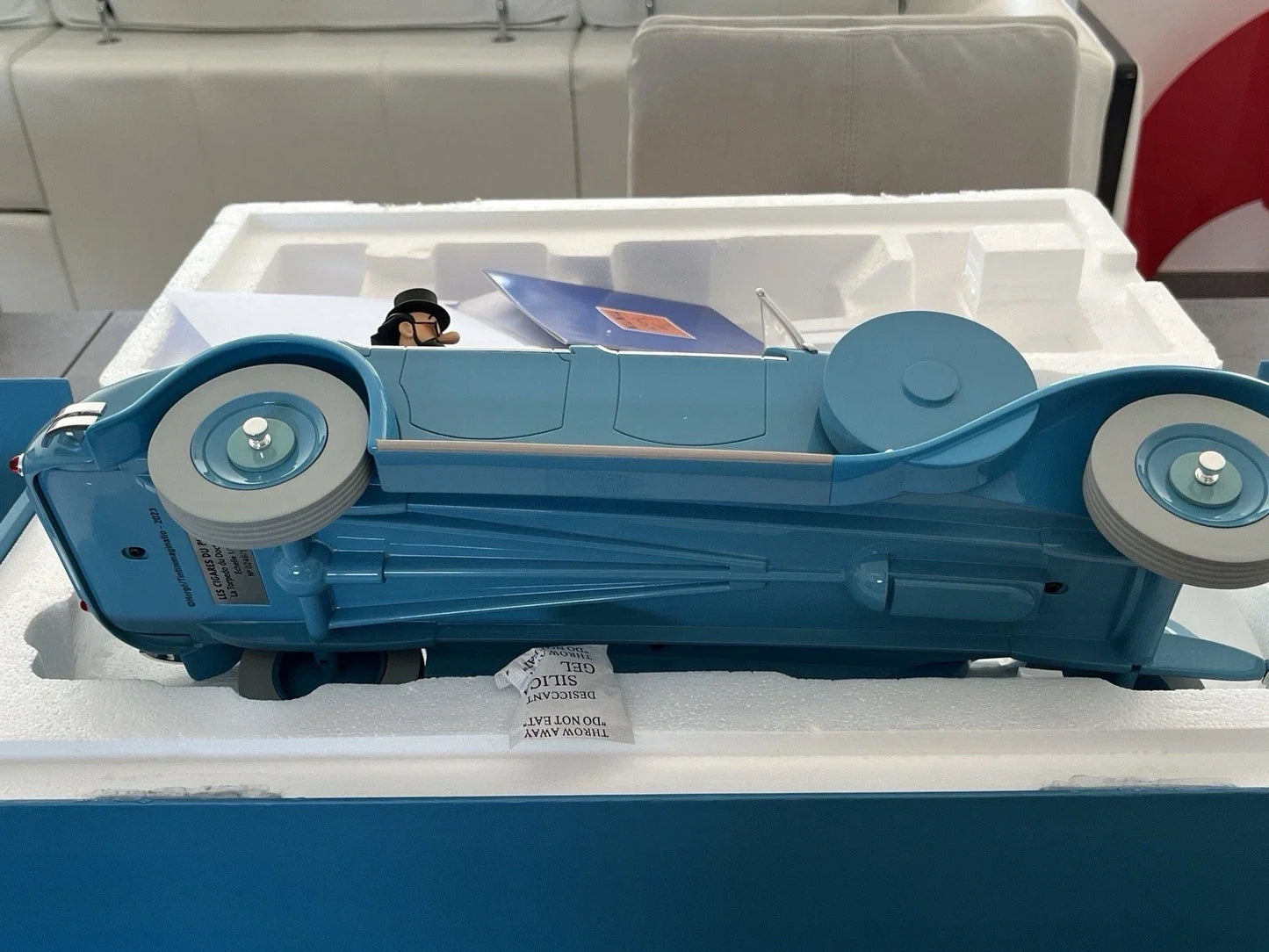 Magnifique voiture Tintin 1/12