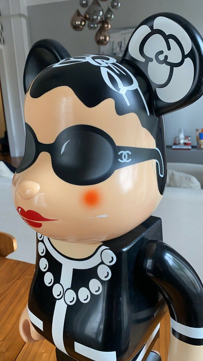 Figurine bearbrick CHANEL