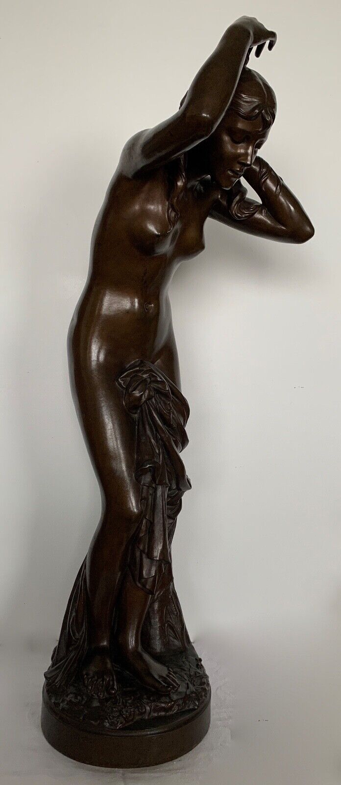 Sculpture en bronze à patine brune