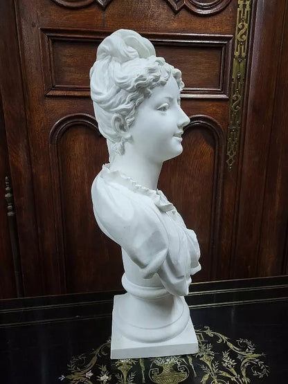 GRAND BUSTE EN BISCUIT DE FEMME