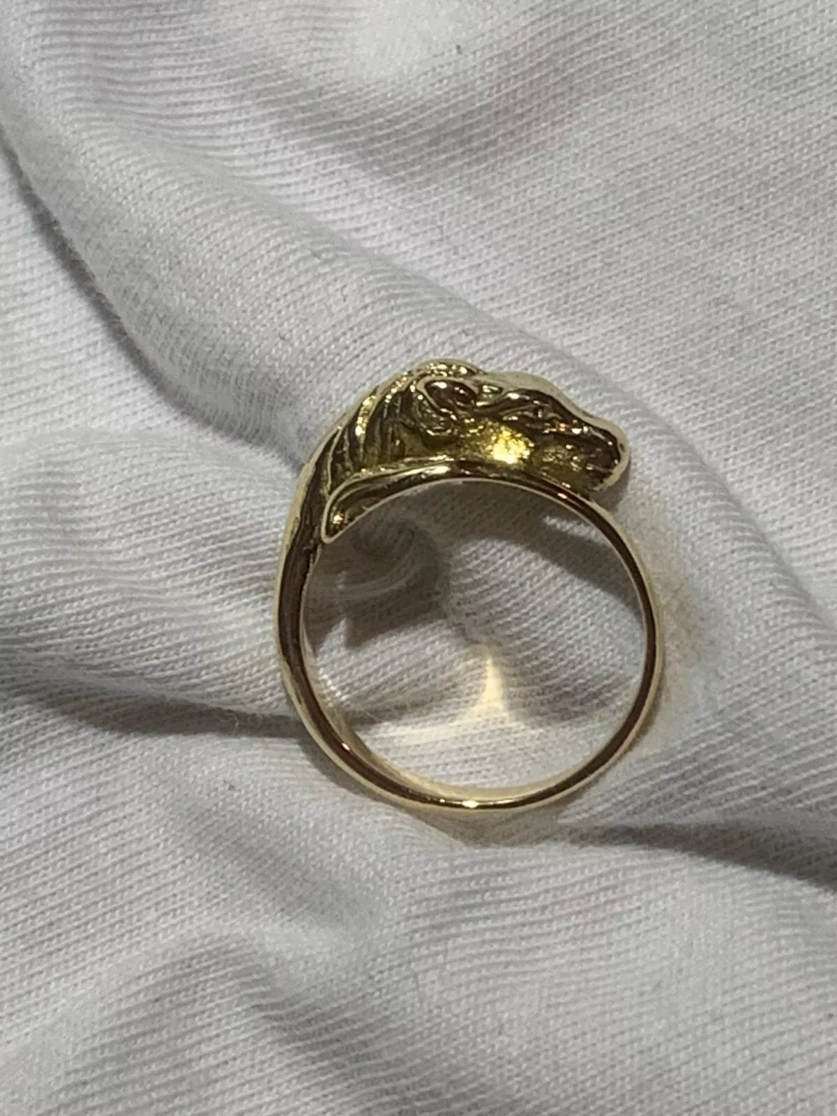 Magnifique bague en or jaune 18 carats