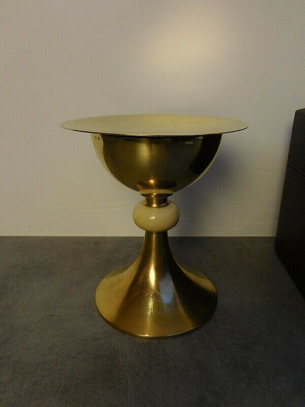 COFFRET CALICE ET PATENE EN VERMEIL