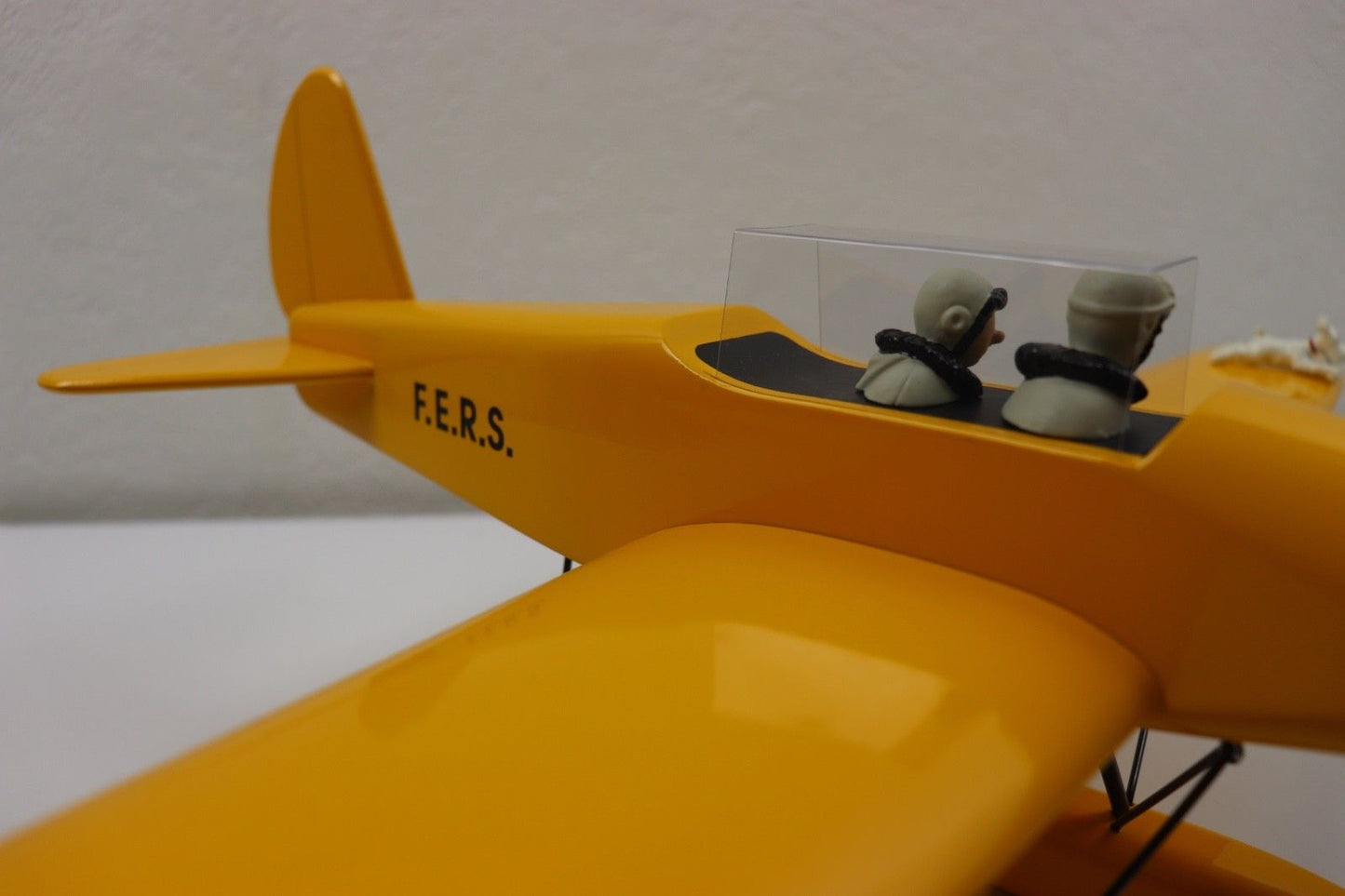 Avion Tintin par Michel Aroutcheff