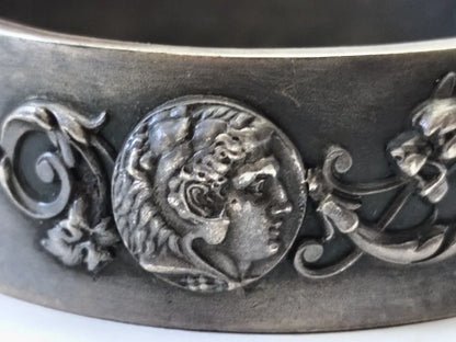 Bracelet argent massif décor chimère dragon