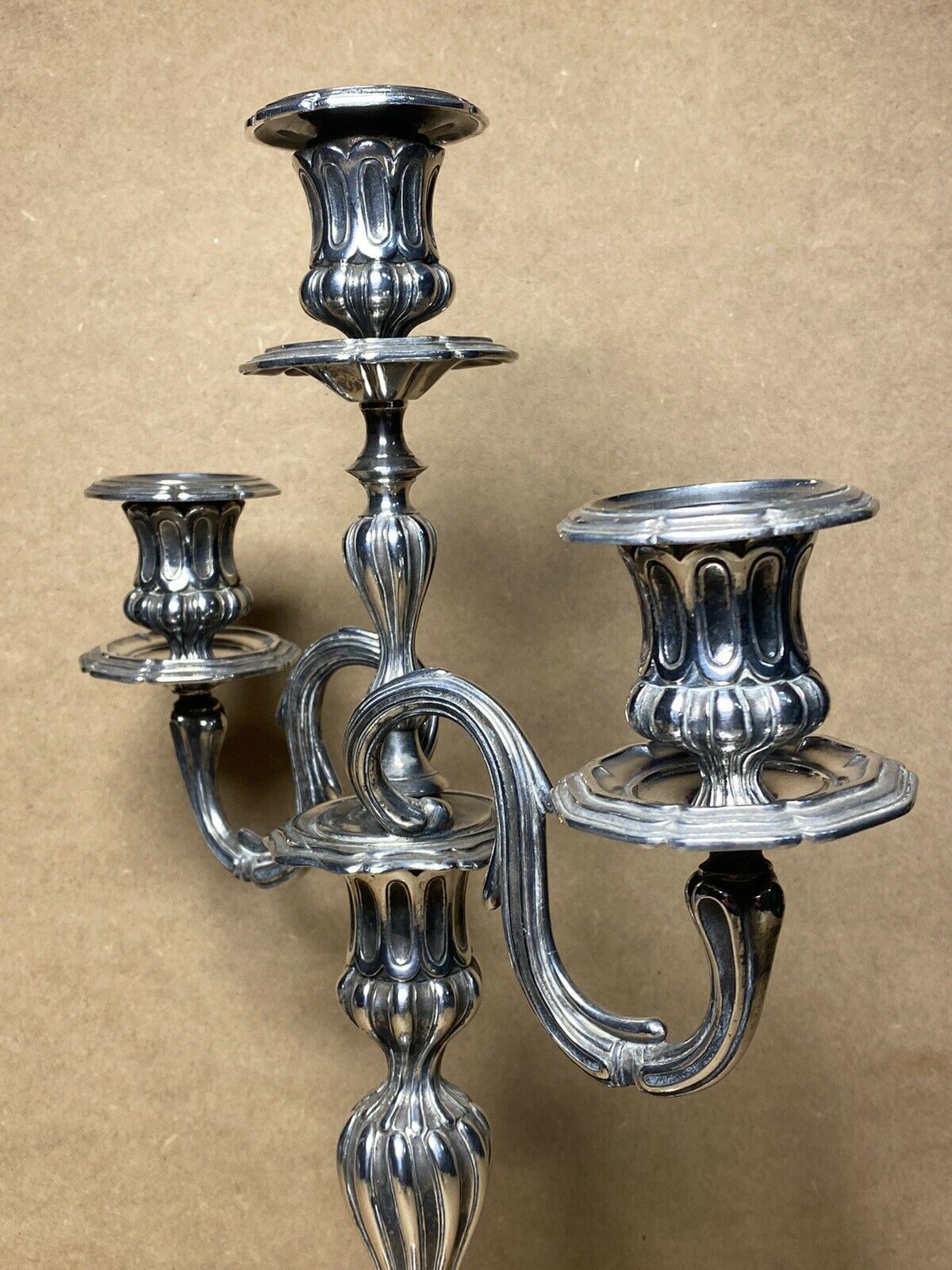 CHANDELIER STYLE LOUIS XV ORFEVRERIE CHRISTOFLE