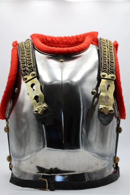 Ancien cuirasse militaire 1825