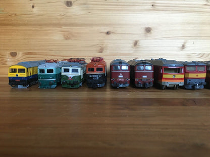 Lot de 14 locomotives CSD – Échelle HO (1/87)