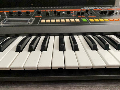 Synthétiseur Roland Jupiter 8