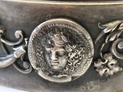Bracelet argent massif décor chimère dragon