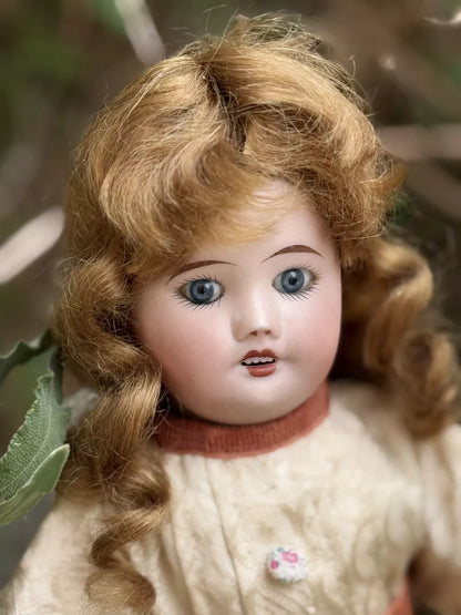 Ancienne Jolie Bleuette