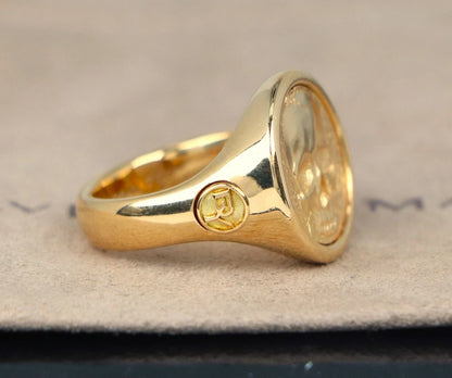 Bague chevalière en or jaune 18 carats