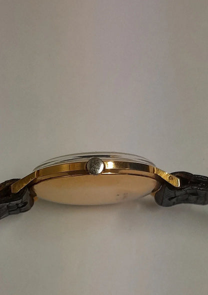 Montre Jaeger LeCoultre K800/C 18 carats  1960