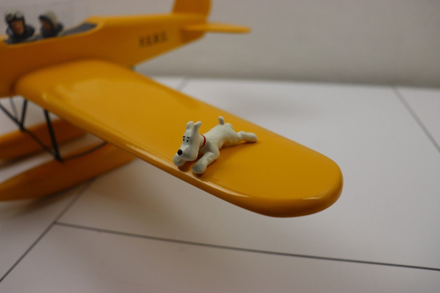 Avion Tintin par Michel Aroutcheff