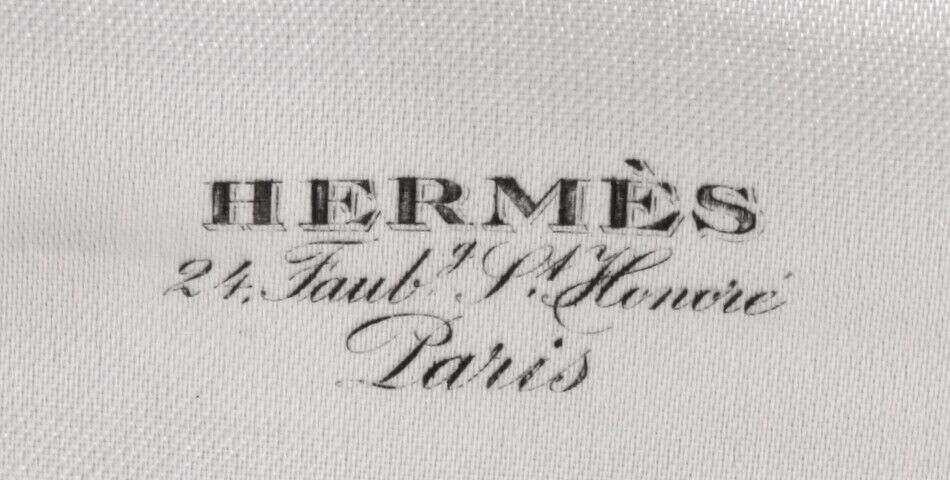 Ensemble de 17 porte-menus Hermès Paris en argent massif