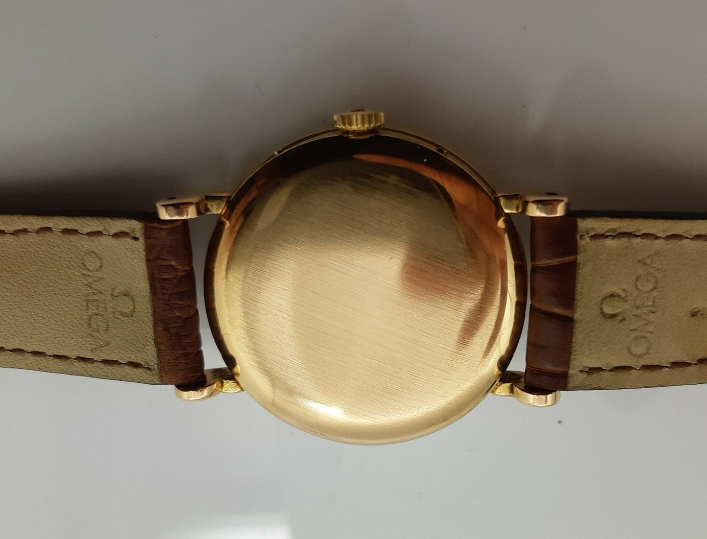MONTRE OMEGA EN OR 18K DE 1947