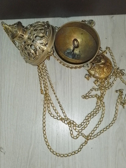 Ancien encensoir style gothique