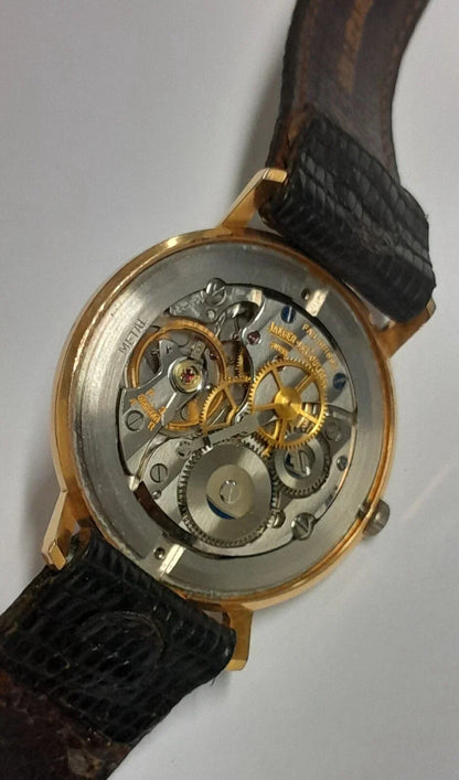 Montre Jaeger LeCoultre K800/C 18 carats  1960