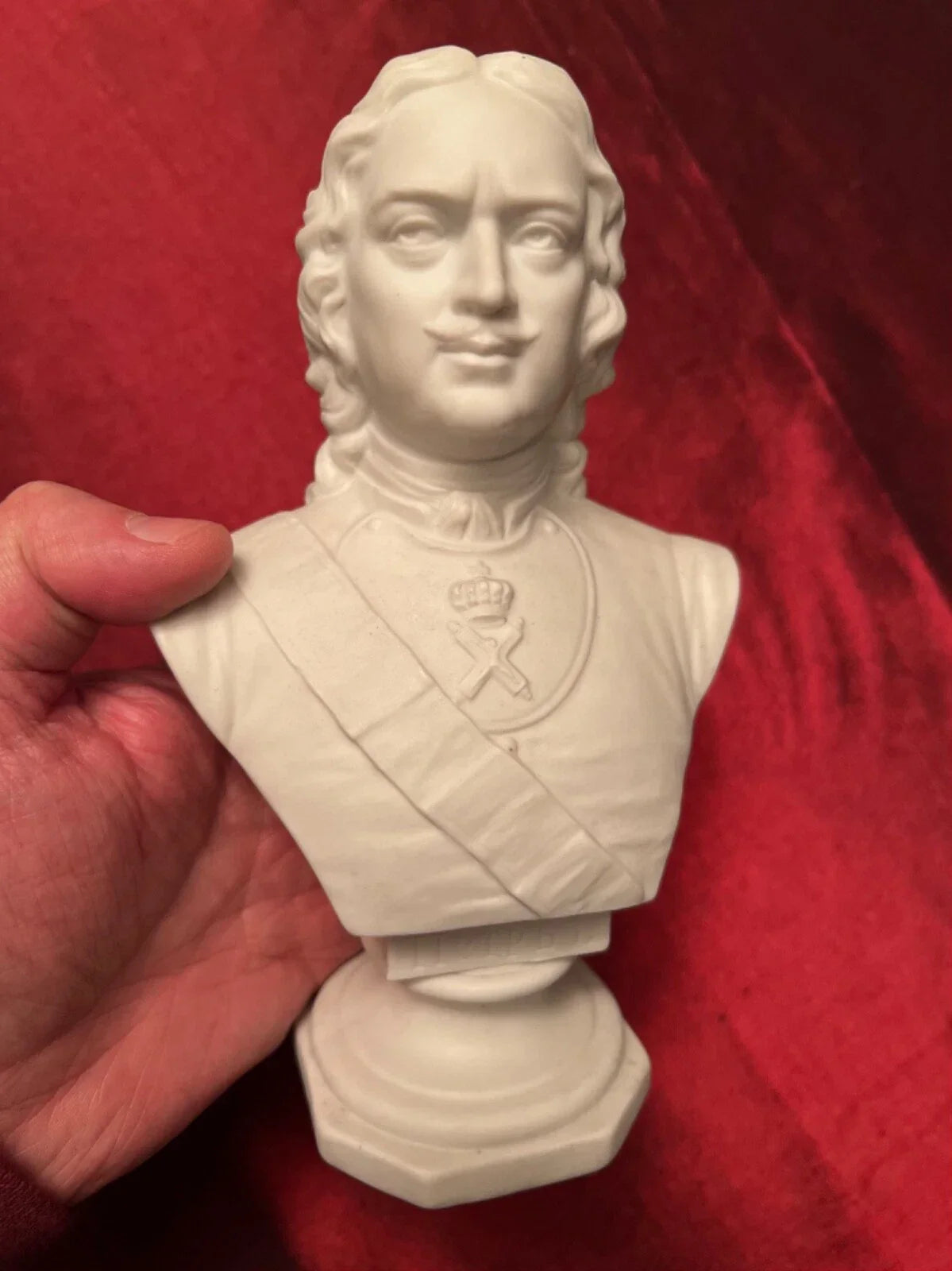 Statuette buste de Pierre Ier biscuit Empire russe