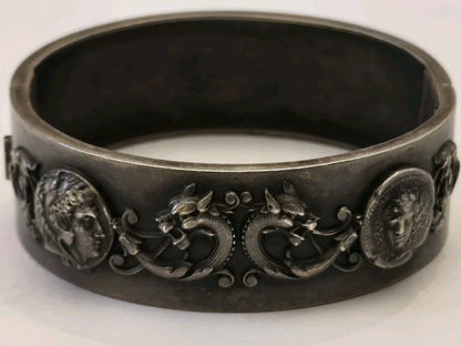 Bracelet argent massif décor chimère dragon