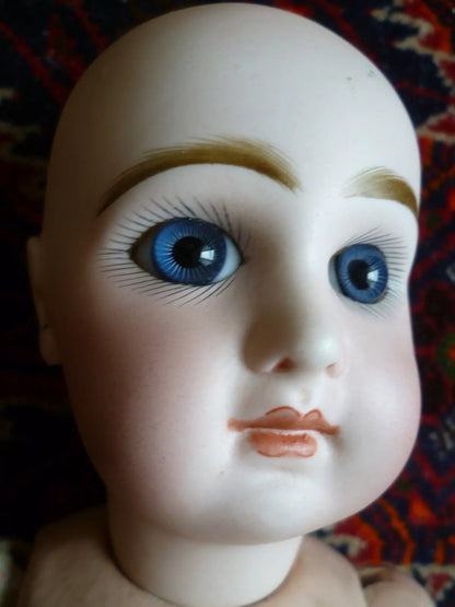 Poupée porcelaine intacte JUMEAU